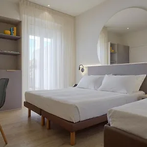 hotel-la-fenice-rimini.emilia-romagnahotels.net/
